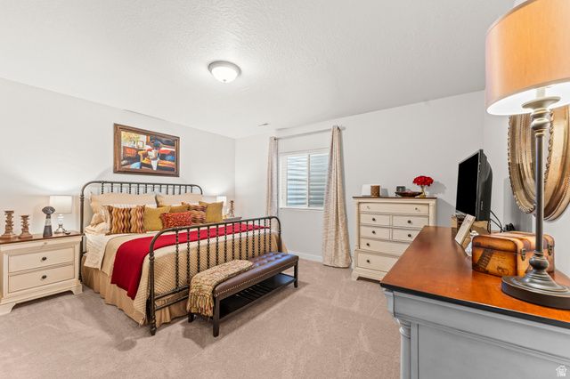 11657 S NIGHT HERON RD, South Jordan, UT 84009