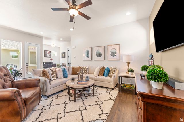 11657 S NIGHT HERON RD, South Jordan, UT 84009