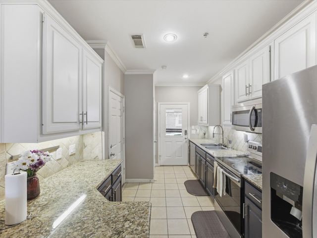 172 High School Drive, Lewisville, TX 75057