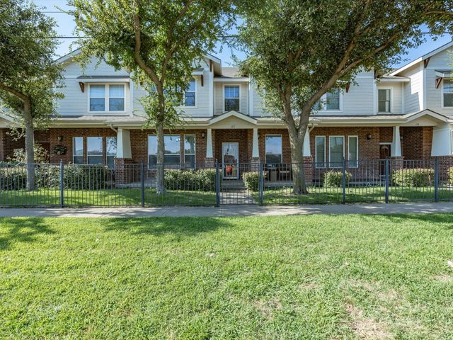 172 High School Drive, Lewisville, TX 75057