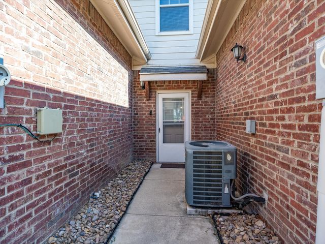 172 High School Drive, Lewisville, TX 75057