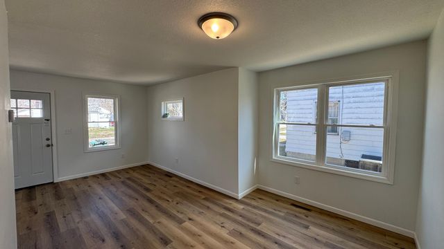 1530 3rd Street NE, Rochester, MN 55906