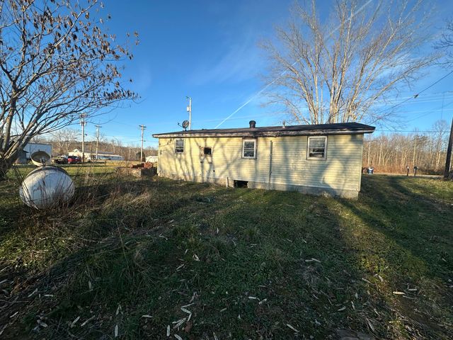 69 Powell Road, Clay City, KY 40312