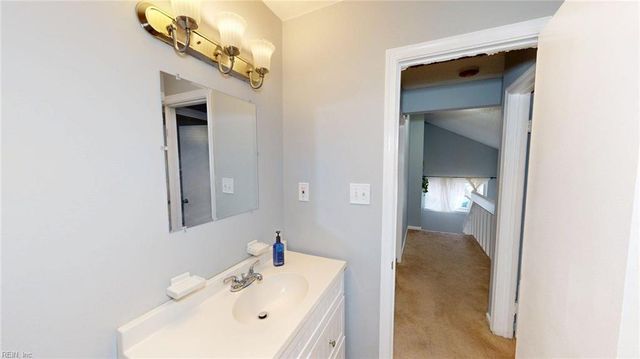 5472 Chatham Lake DR, Virginia Beach, VA 23464