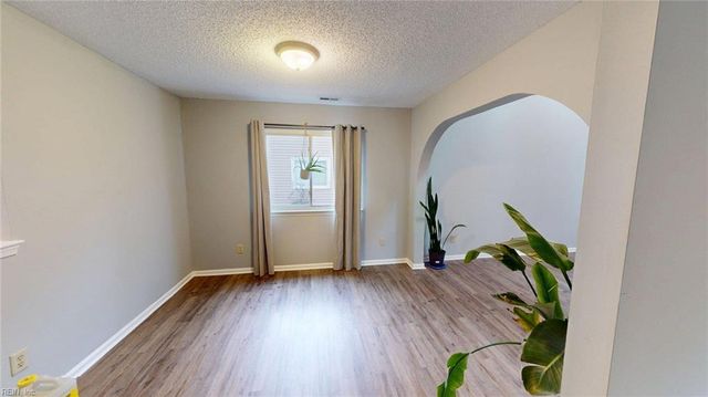 5472 Chatham Lake DR, Virginia Beach, VA 23464