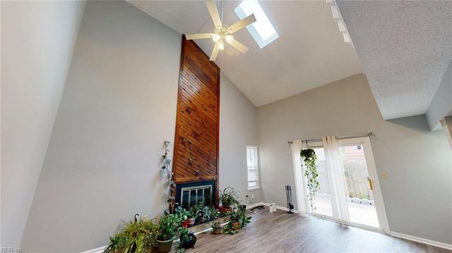 5472 Chatham Lake DR, Virginia Beach, VA 23464