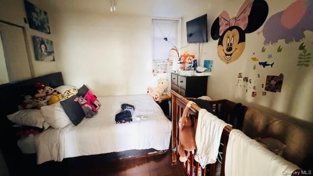 99-03 northern blvd, Corona, NY 11368