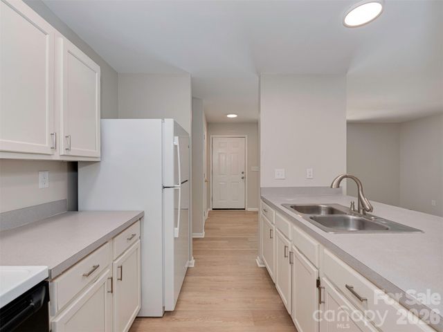 702 Selma Burke Lane, Matthews, NC 28105