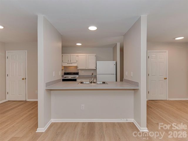 702 Selma Burke Lane, Matthews, NC 28105