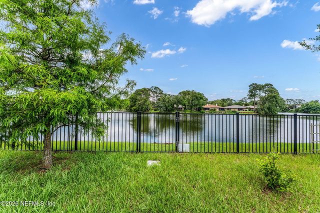 8342 MEADOW WALK Lane, Jacksonville, FL 32256