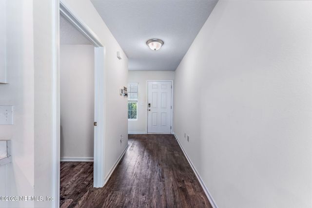 8342 MEADOW WALK Lane, Jacksonville, FL 32256