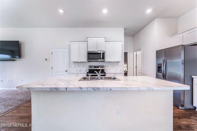 8342 MEADOW WALK Lane, Jacksonville, FL 32256