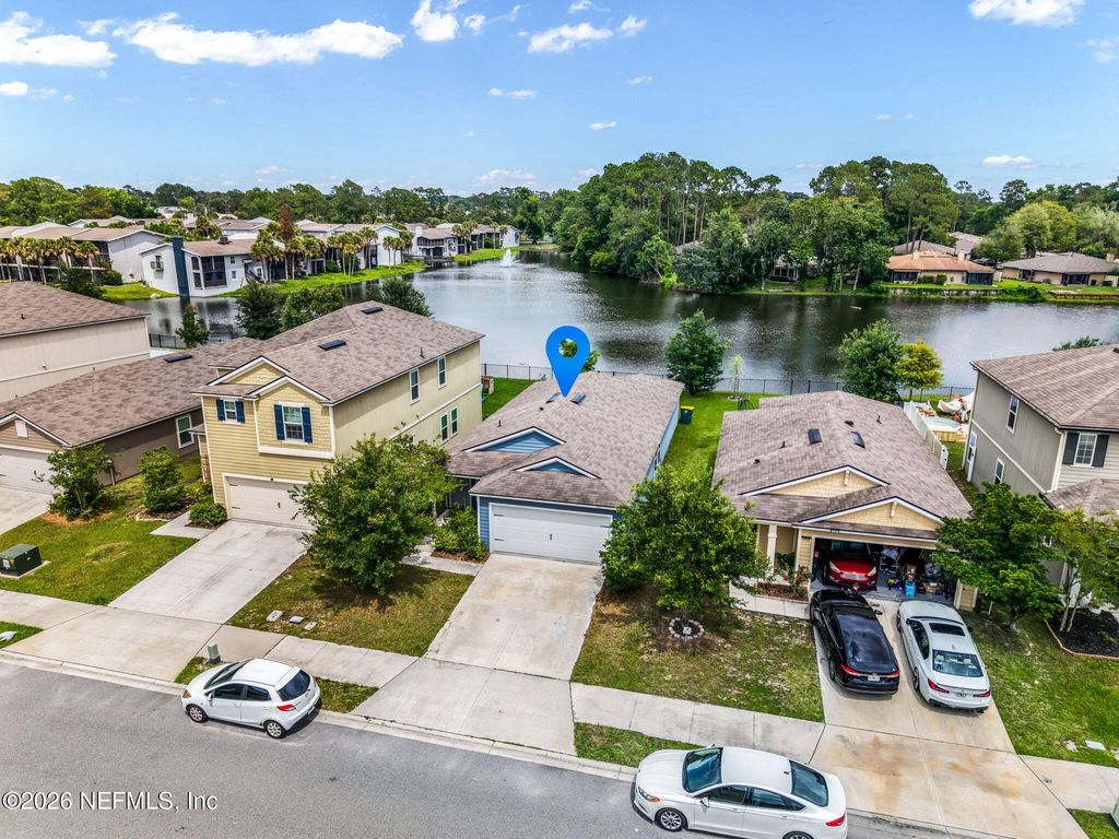 8342 MEADOW WALK Lane, Jacksonville, FL 32256