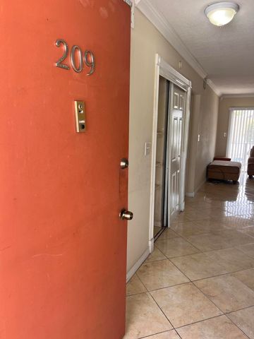 6034 Forest Hill Boulevard 209, West Palm Beach, FL 33415