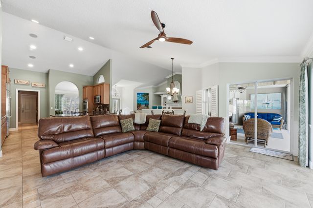 441 SE Pine Road, Port St. Lucie, Port St Lucie, FL 34984