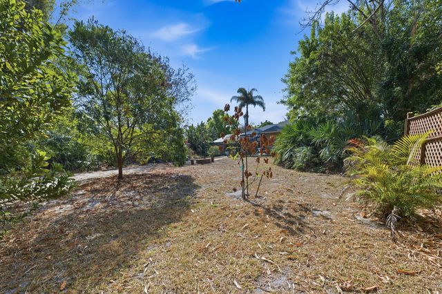 441 SE Pine Road, Port St. Lucie, Port St Lucie, FL 34984