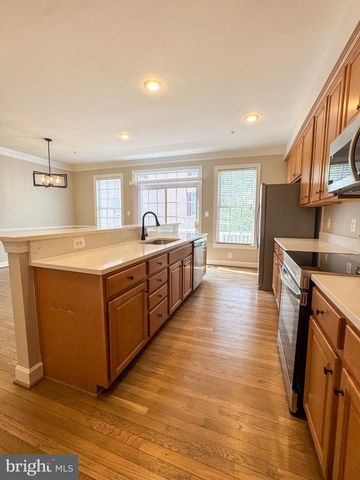 1640 PICCARD DR, Rockville, MD 20850