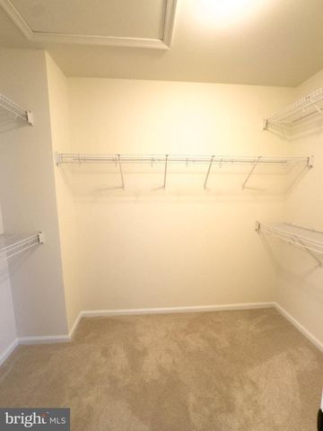 1640 PICCARD DR, Rockville, MD 20850