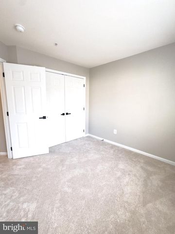 1640 PICCARD DR, Rockville, MD 20850