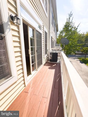 1640 PICCARD DR, Rockville, MD 20850