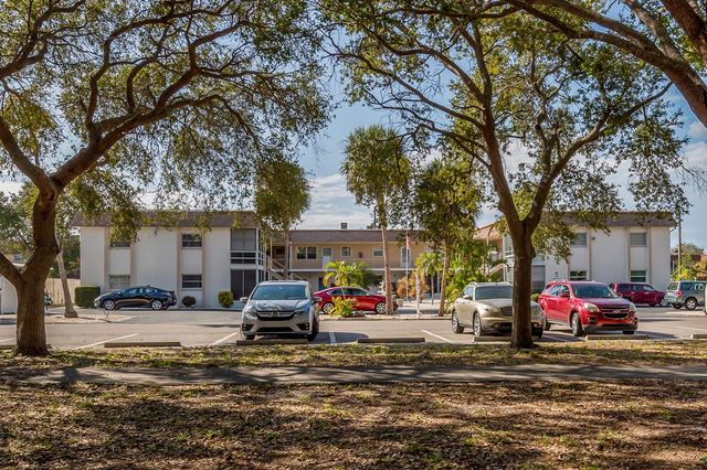 537 MANATEE CT 204, Venice, FL 34285