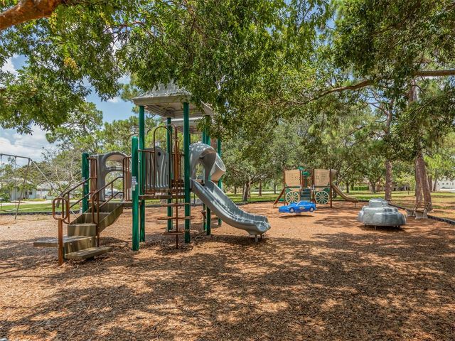 537 MANATEE CT 204, Venice, FL 34285