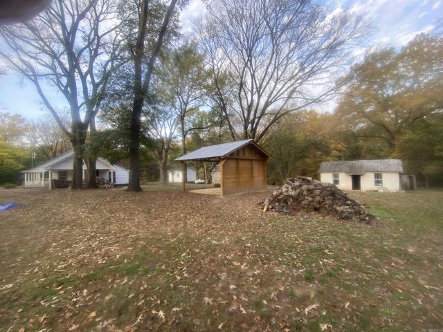 250 Jamestown Road, Desha, AR 72527