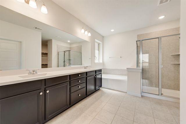 5412 Stonelake Drive, Haltom City, TX 76137