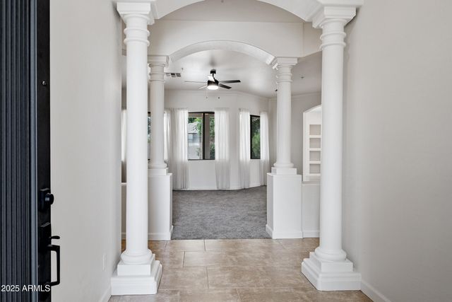 3111 E CANYON CREEK Drive, Gilbert, AZ 85295