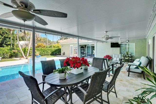 10299 Hunt Club Lane, Palm Beach Gardens, FL 33418