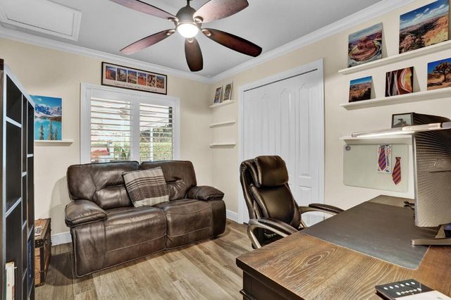 10299 Hunt Club Lane, Palm Beach Gardens, FL 33418