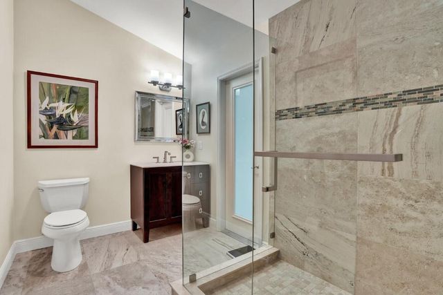 10299 Hunt Club Lane, Palm Beach Gardens, FL 33418