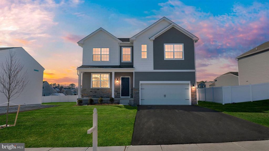 242 LINCOLN STREET, Hammonton, NJ 08037