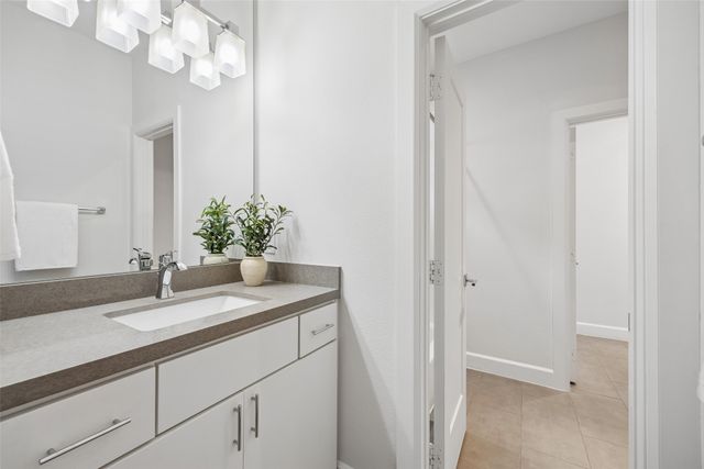 2319 N Prairie Avenue, Dallas, TX 75204