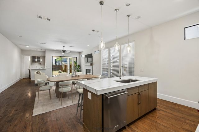 2319 N Prairie Avenue, Dallas, TX 75204