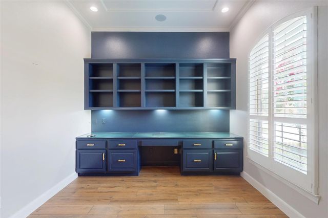 8870 Van Allen Drive, Spring, TX 77381