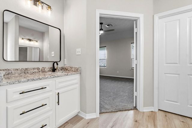 136 April Cove, Conroe, TX 77356