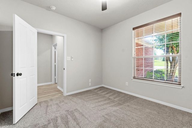 136 April Cove, Conroe, TX 77356