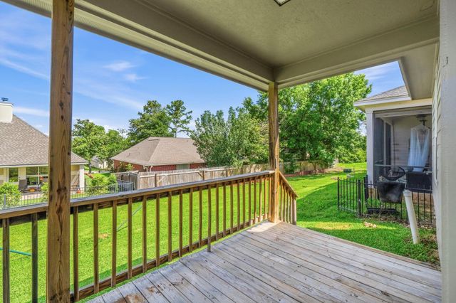 136 April Cove, Conroe, TX 77356