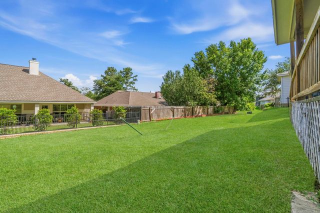 136 April Cove, Conroe, TX 77356