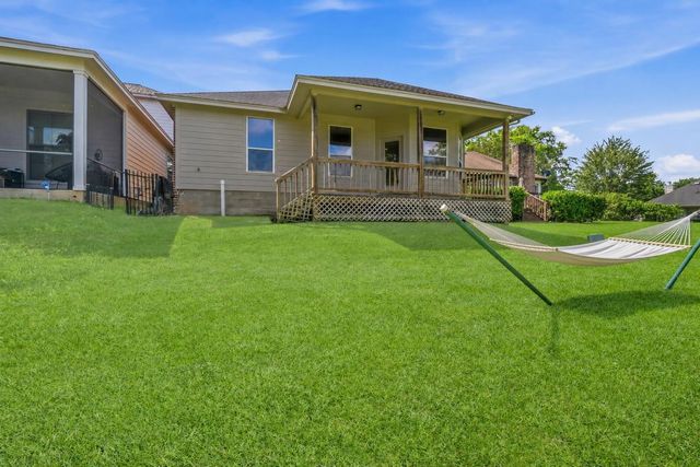 136 April Cove, Conroe, TX 77356