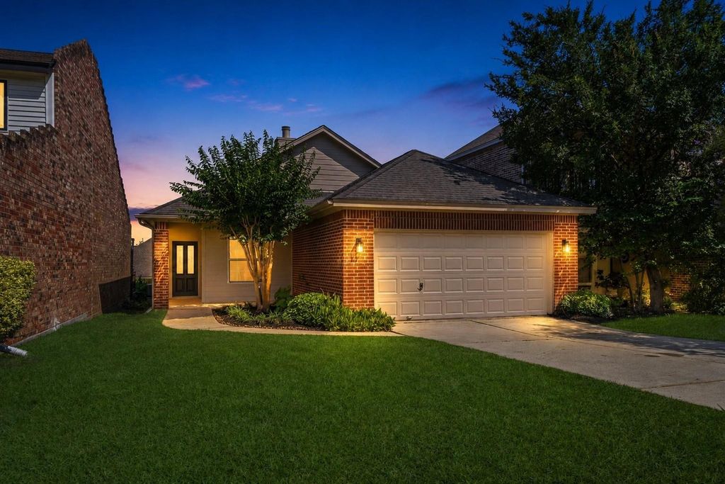 136 April Cove, Conroe, TX 77356
