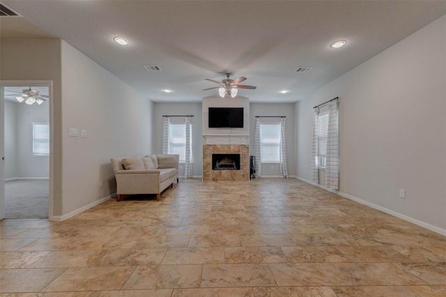 3811 Springcrest, Montgomery, TX 77356