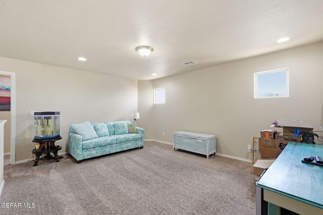 4020 LOMA DANTE Drive, El Paso, TX 79938