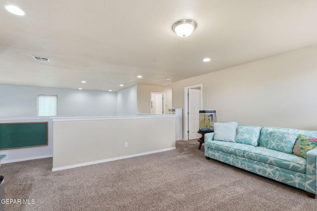 4020 LOMA DANTE Drive, El Paso, TX 79938