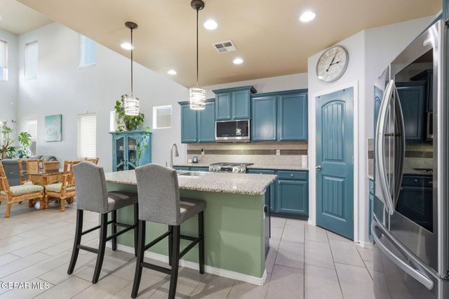 4020 LOMA DANTE Drive, El Paso, TX 79938