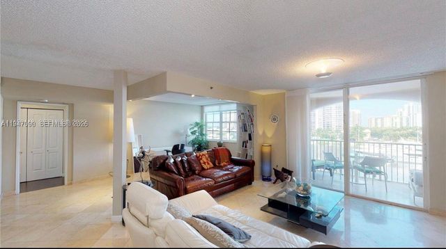 19877 E Country Club Drive 3608, Aventura, FL 33180