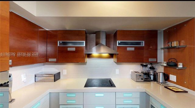 19877 E Country Club Drive 3608, Aventura, FL 33180