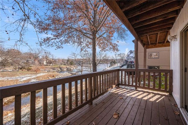 224 NW Locust Street, Lee's Summit, MO 64064