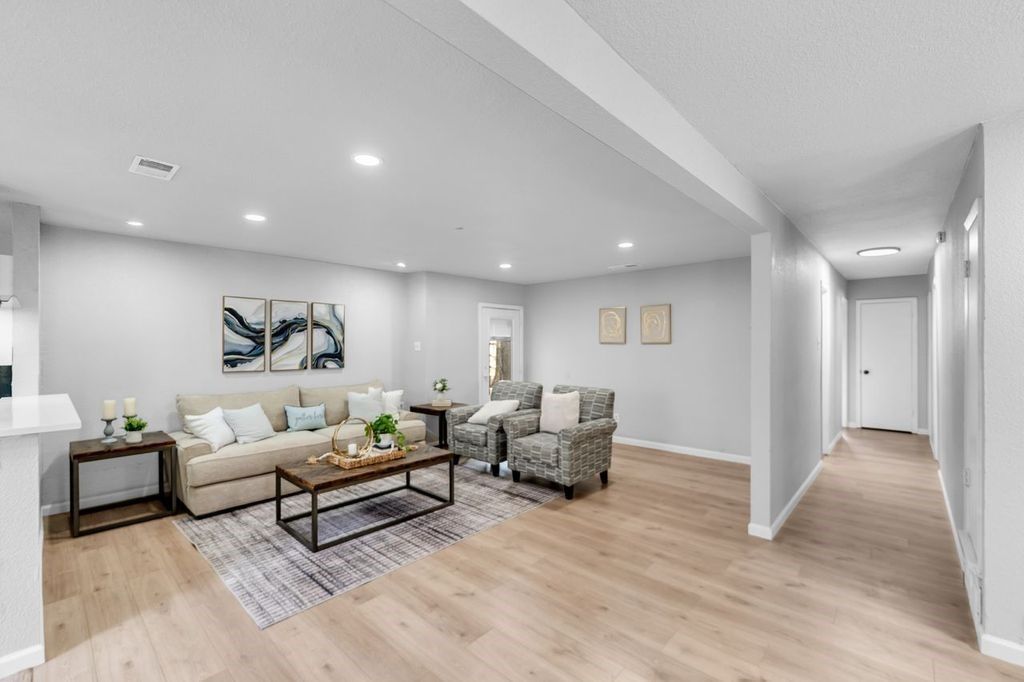 2416 Glacier Street, Irving, TX 75062 — photo 2